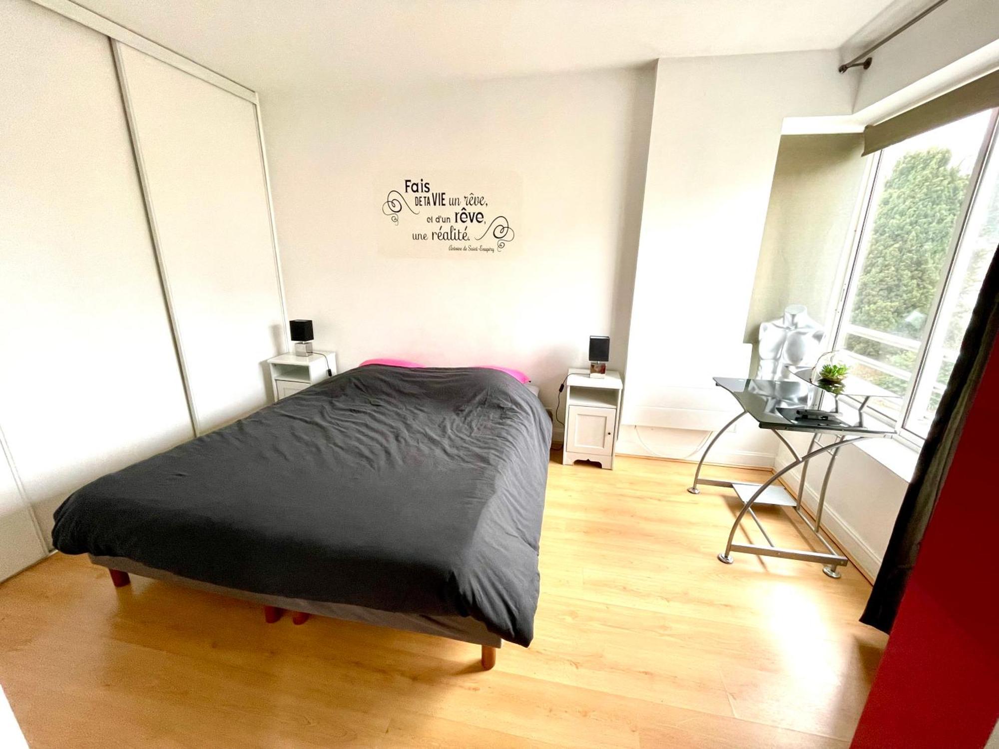 Charmant Appartement En Bord De Cher Saint-Avertin Esterno foto